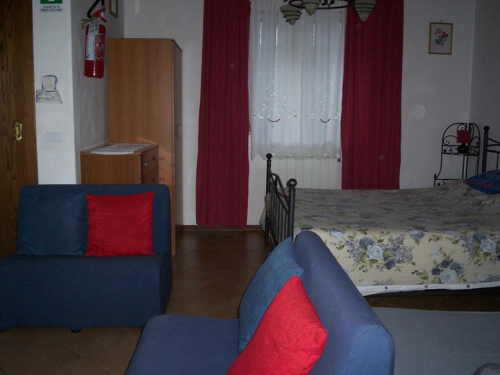 Hermitage Holidays Gallicano Exterior photo